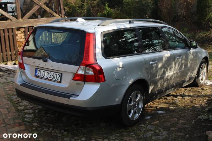 Volvo V70 2.0 Kinetic - 16