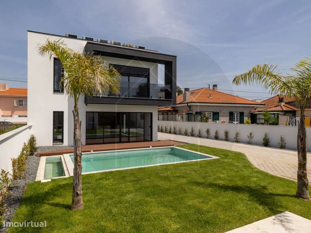 Moradia T4 com Piscina, design moderno, em Vila Nova de Gaia-48