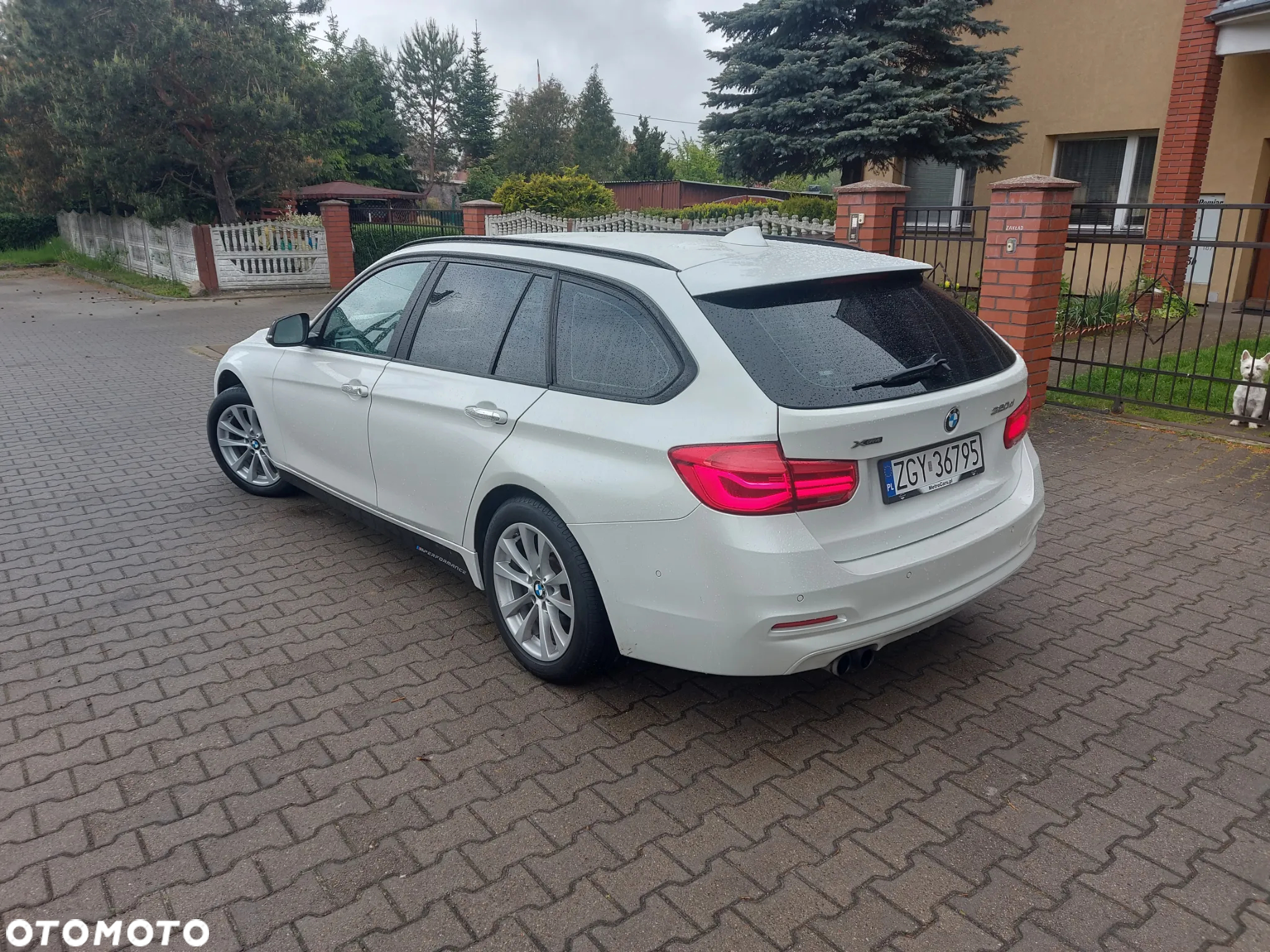 BMW Seria 3 320d xDrive - 4