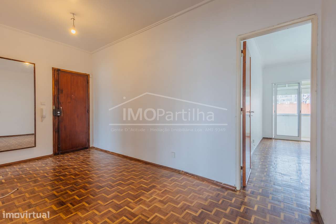 Apartamento T2 no Cacém-16