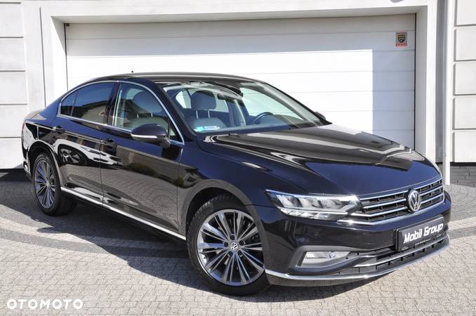 Volkswagen Passat 2.0 TSI 4Mot Elegance DSG - 4