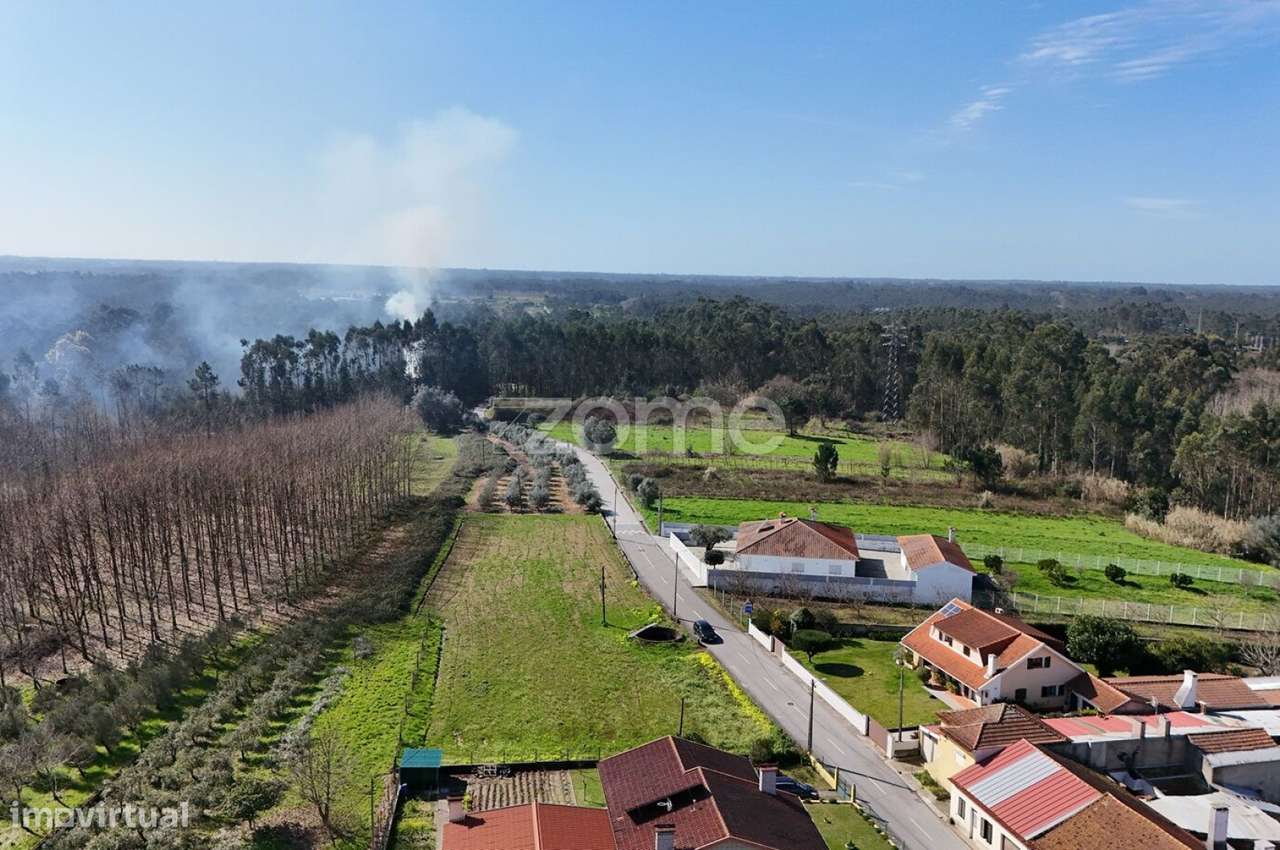 Moradia T4 | Bustos | Oliveira do Bairro | Garagem e Terreno-8