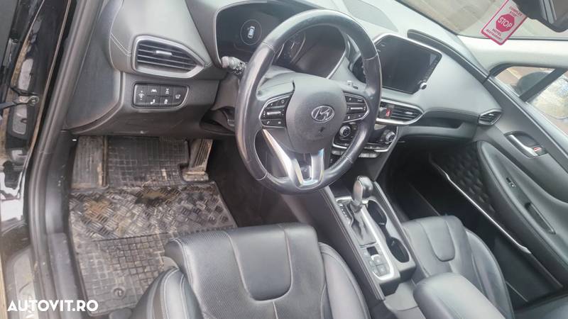 Hyundai Santa Fe 2.2 CRDi 4WD 8AT Luxury - 10