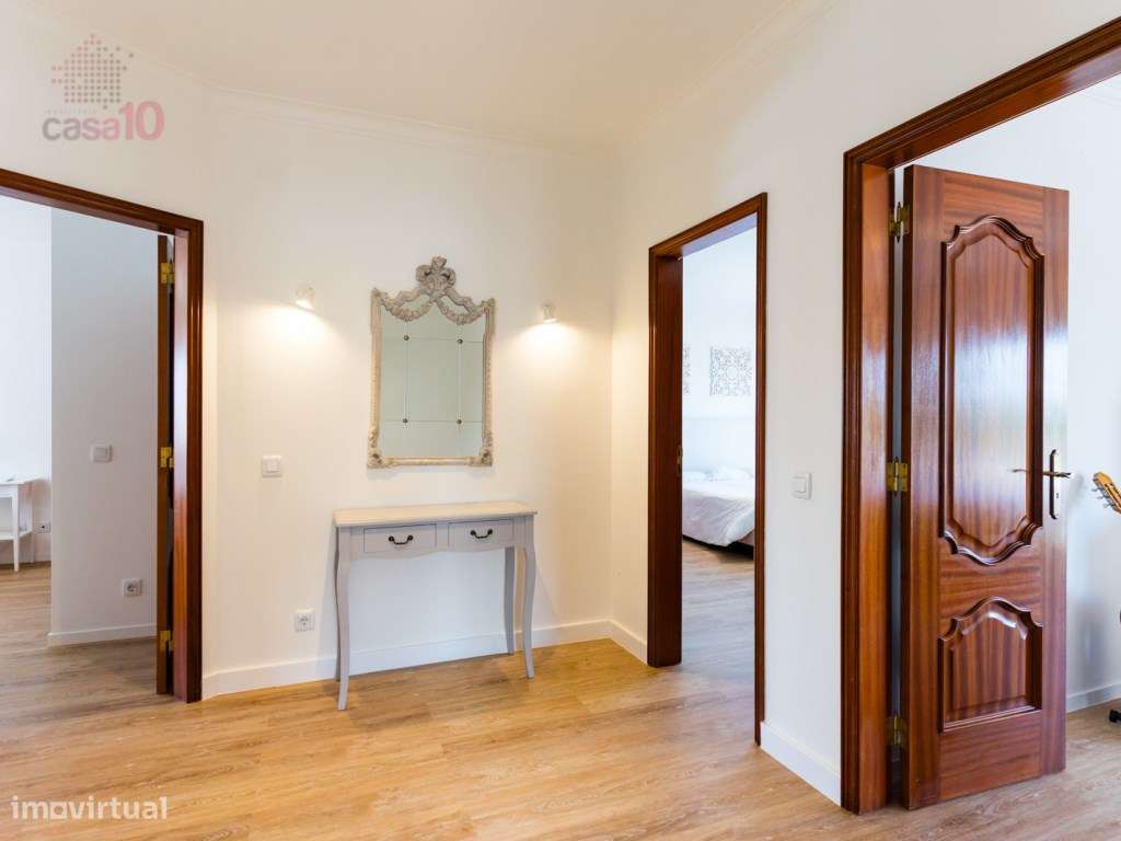 Moradia V5+1 renovada em zona de excelência em Alcochete-25