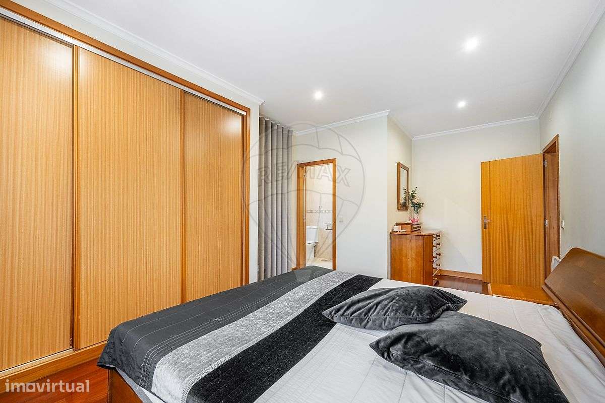 Apartamento T4 para venda-16