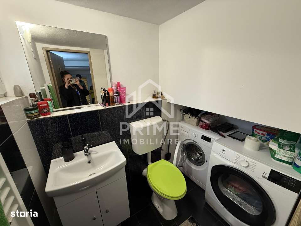 Apartament de vanzare cu 3 camere, scara interioara si curte privata - - Imagine principală: 5/13