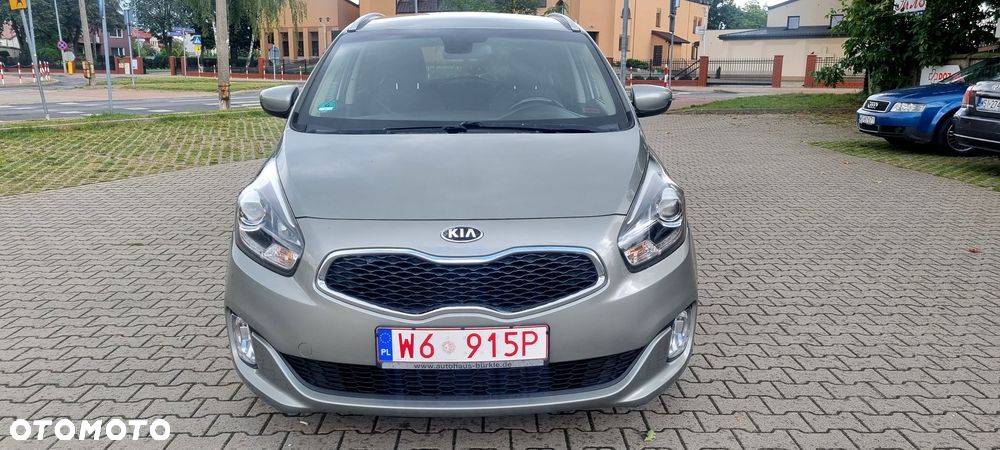 Kia Carens 1.7 CRDi 136 Dream Team Edition - 1