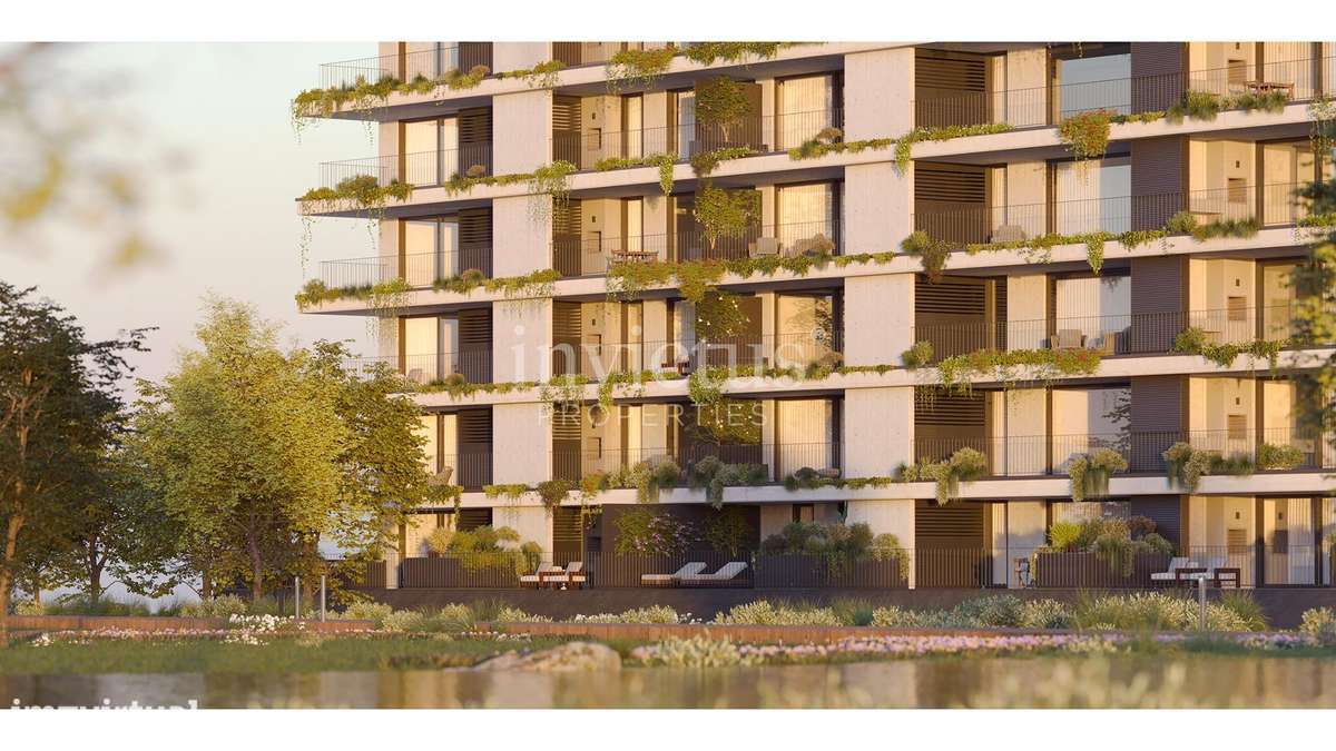 Fantástico T5 em Condomínio - Ramalde-16