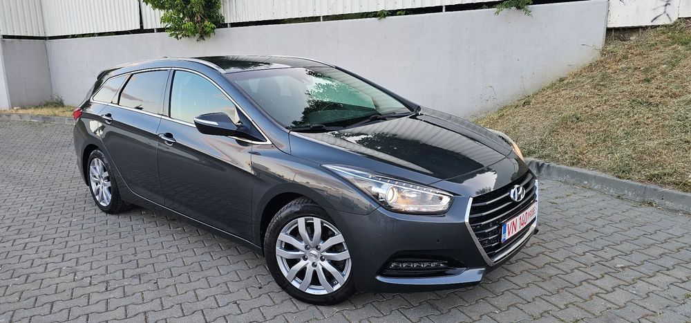 Hyundai i40 1.7 CRDI CW 7DCT Supreme+ 2016