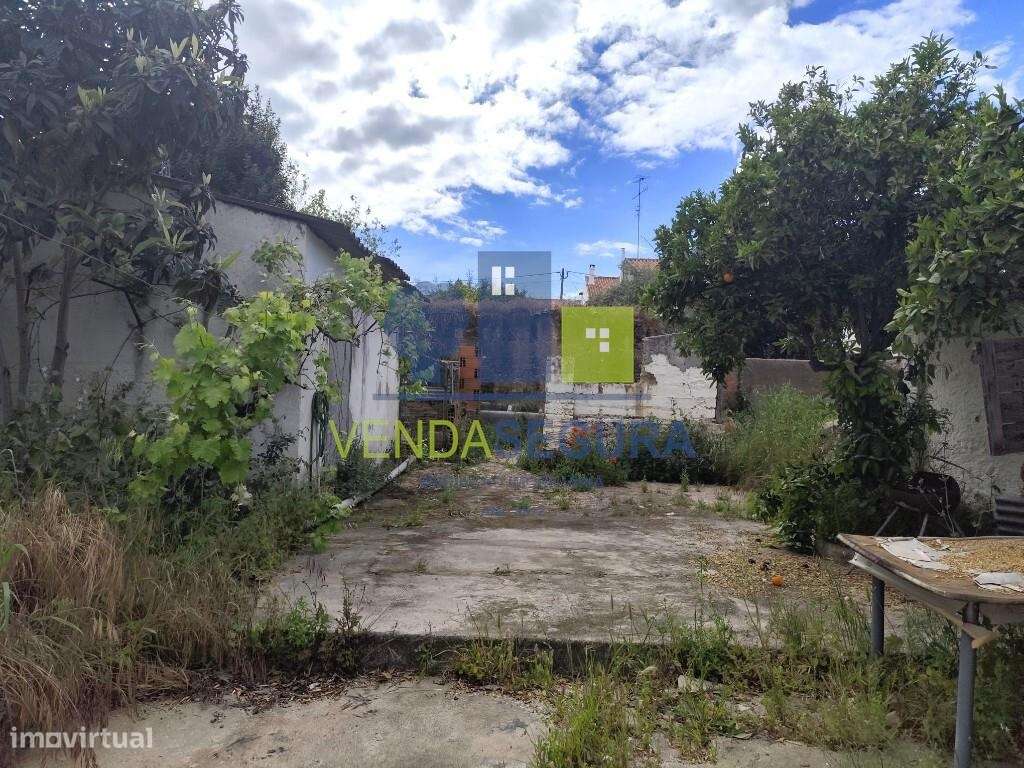 Casa térrea T4 com quintal | Granja-17