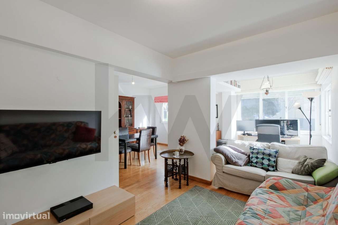 Arrendamento Apartamento T2 Mobilado na Estrada da Torre, Lombos - Grande imagem: 2/29