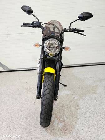 Ducati Scrambler - 10