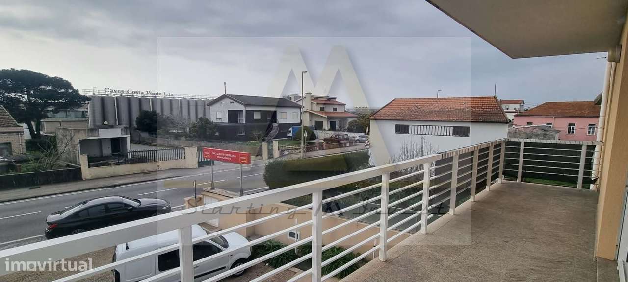 T3 na Gomes de Amorim em Aver o mar, Póvoa de Varzim. - Grande imagem: 5/17