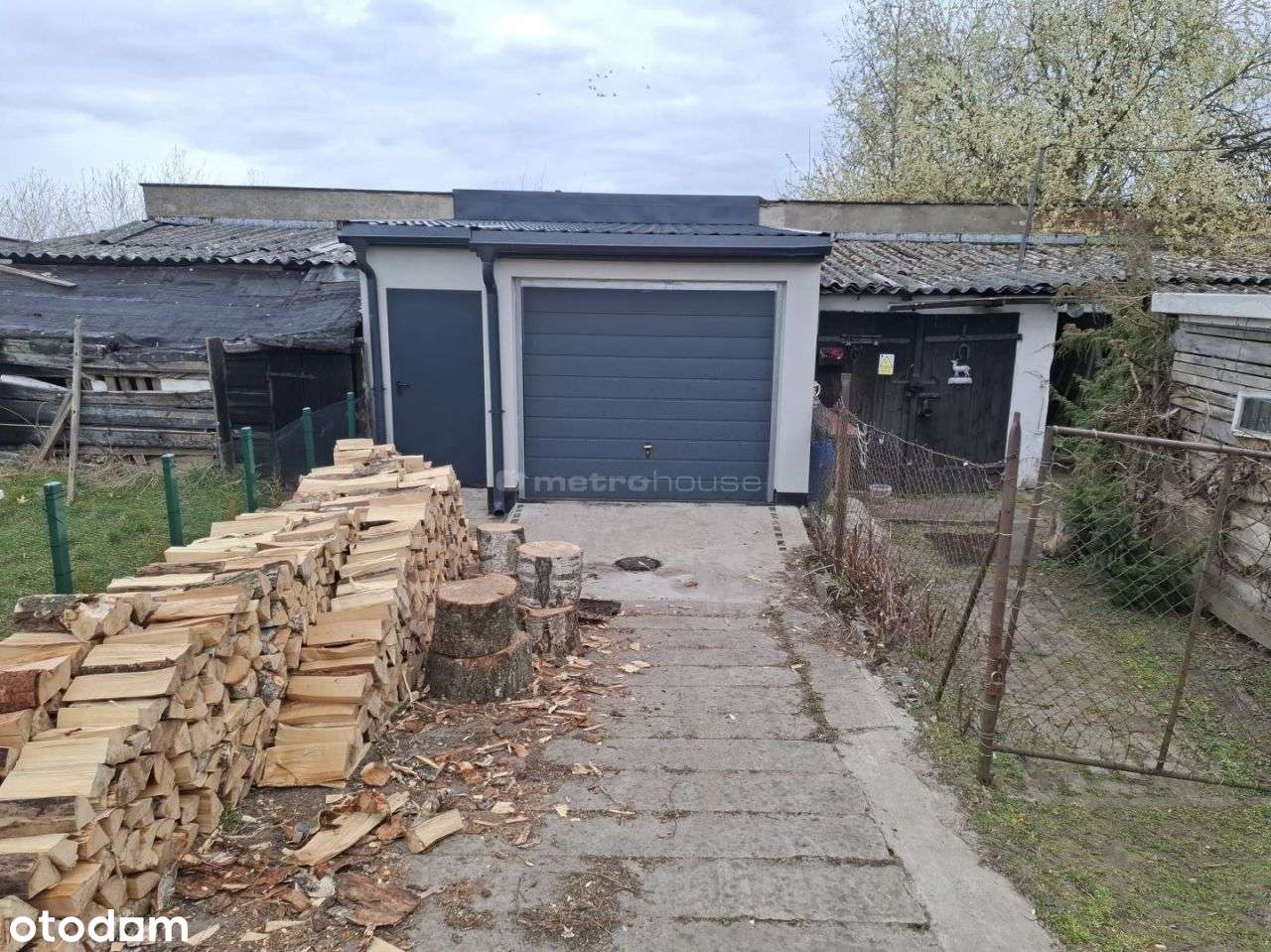 Mieszkanie 2 pokojowe w bloku 1 piętro Biesowice-9