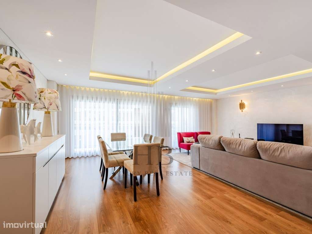 Apartamento T4 nos Terraços do Marquês c/ Garagem | Oeiras-12