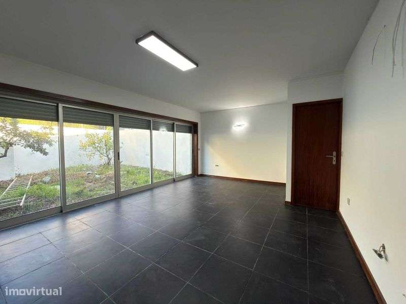 Moradia T3 - Nogueira da Maia - Grande imagem: 5/12