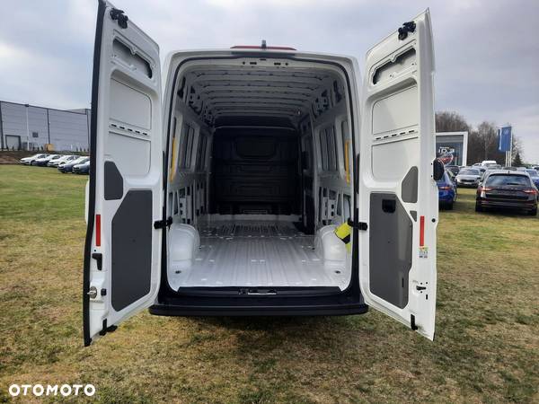 Volkswagen Crafter - 9