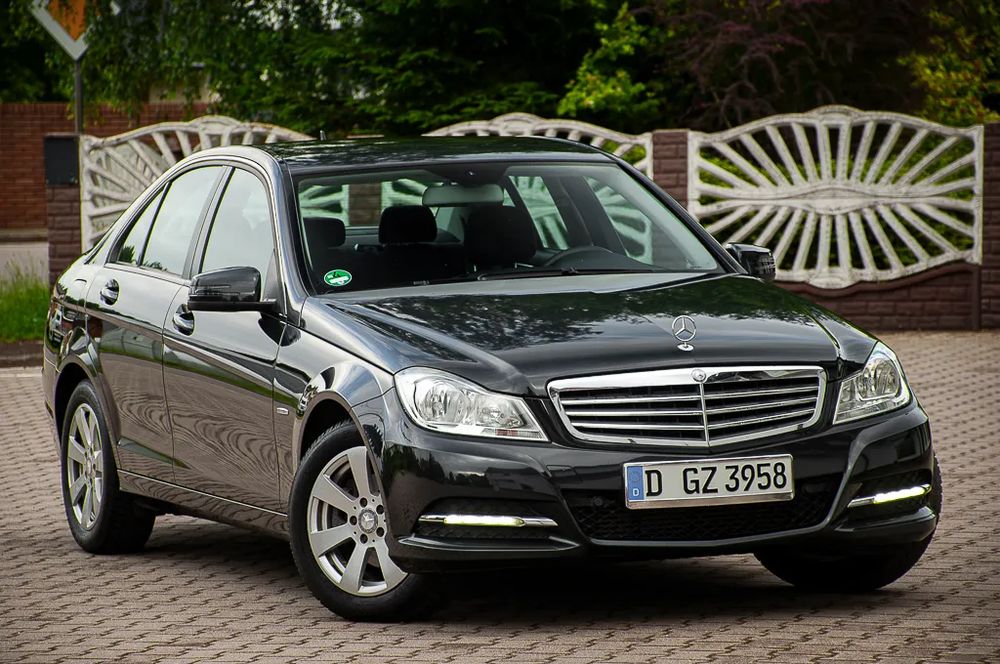 Mercedes-Benz C W204 180 Kompressor Automatik Avantgarde 2011