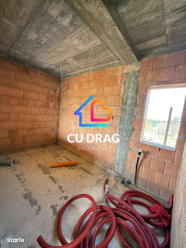 Casa de vanzare - Imagine principală: 5/19