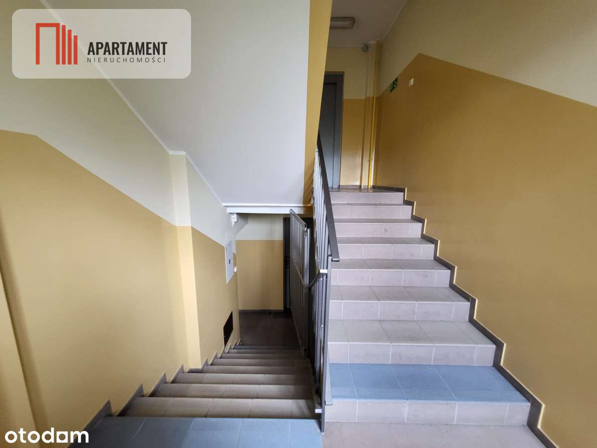 Tylko u nas! Klimatyczny biurowiec w centrum!-4