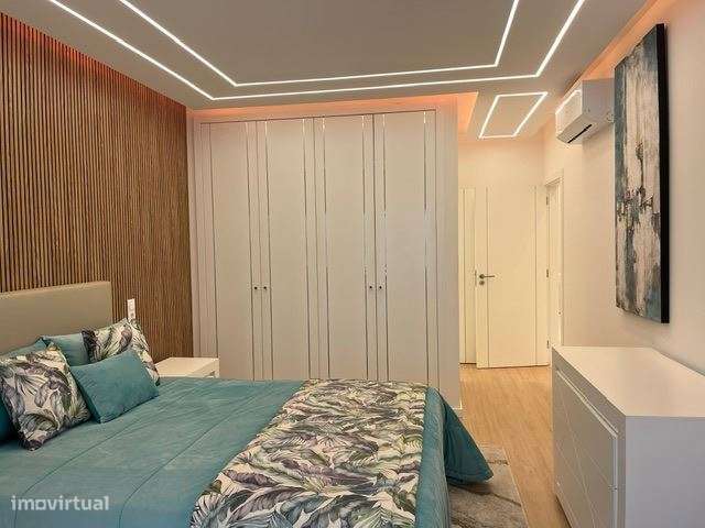 Apartamento, recuperado, para venda, Loulé - Quarteira-11