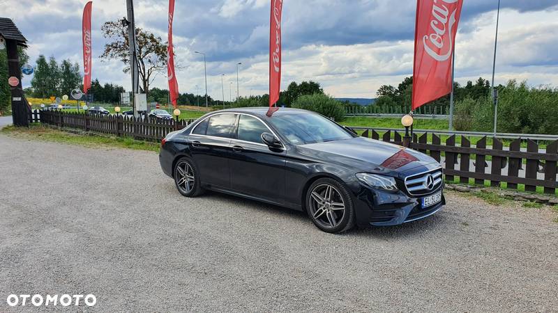 Mercedes-Benz Klasa E 220 d 4-Matic 9G-TRONIC - 12