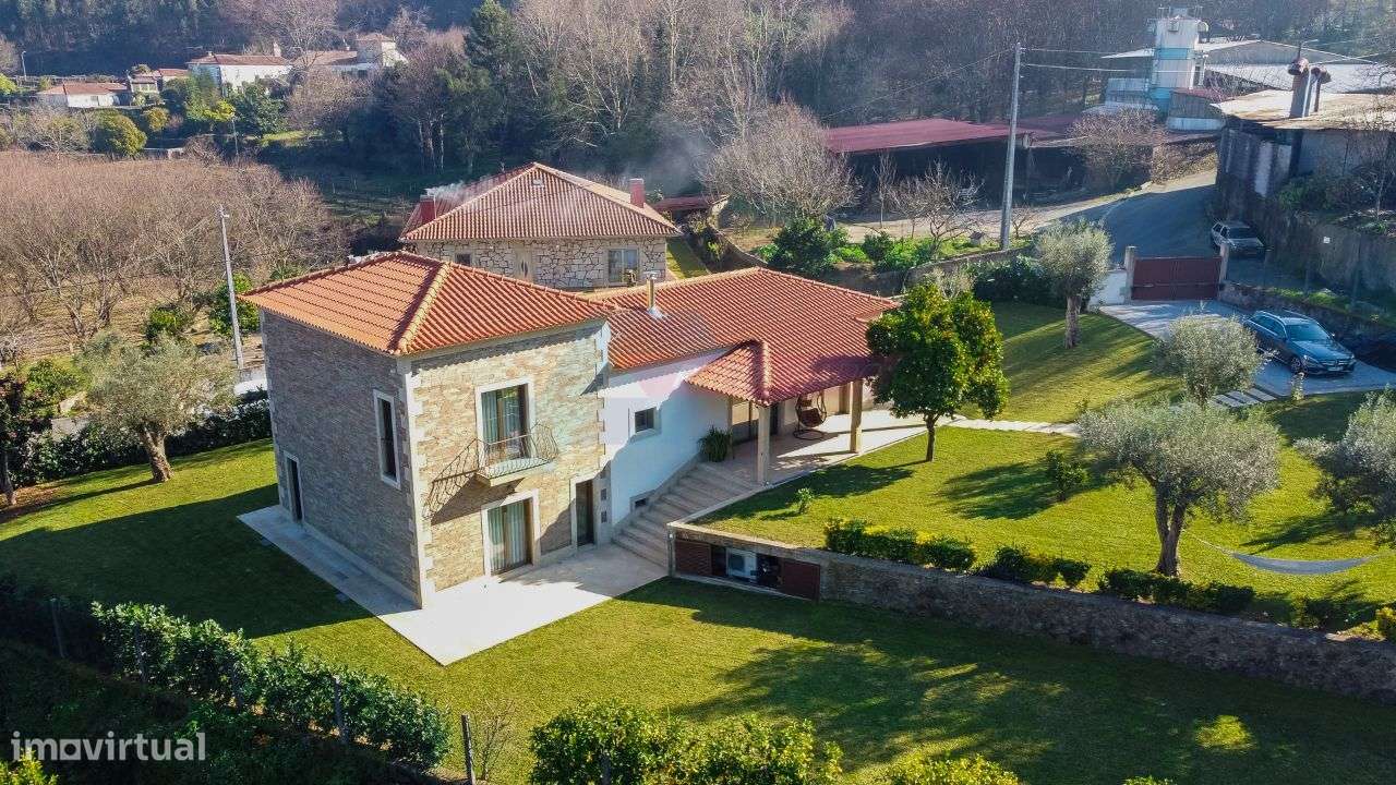 Luxuosa moradia de luxo T4 nova com piscina - Ponte de Lima! - Grande imagem: 3/44