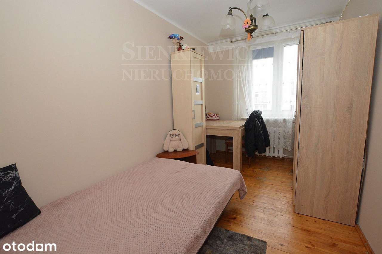 Mieszkanie trzypokojowe-3