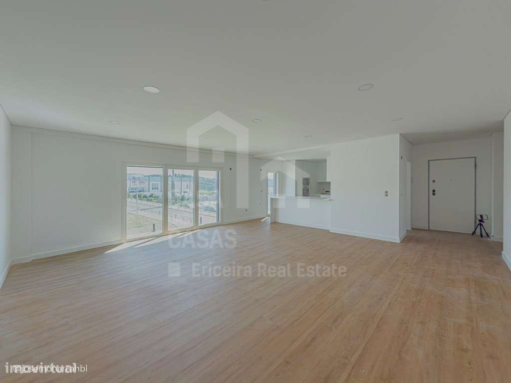 Vende Apartamento T3 - Mafra, Ericeira 10 km, A Casa das Casas - Grande imagem: 2/21