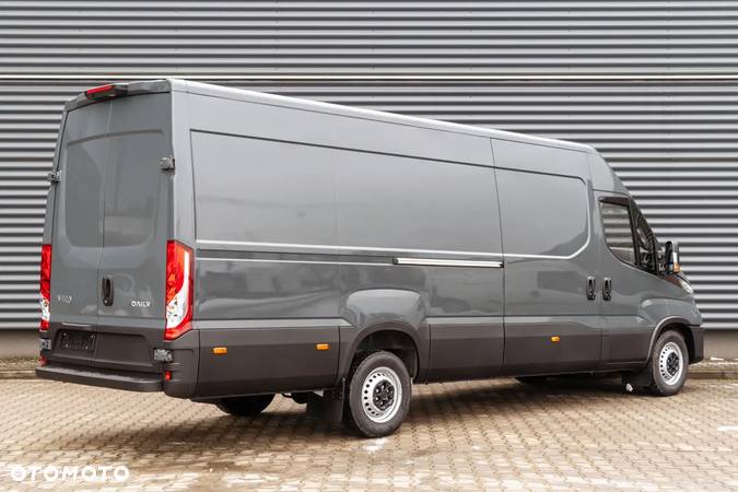 Iveco Daily 35S18HV 3.0 - 11
