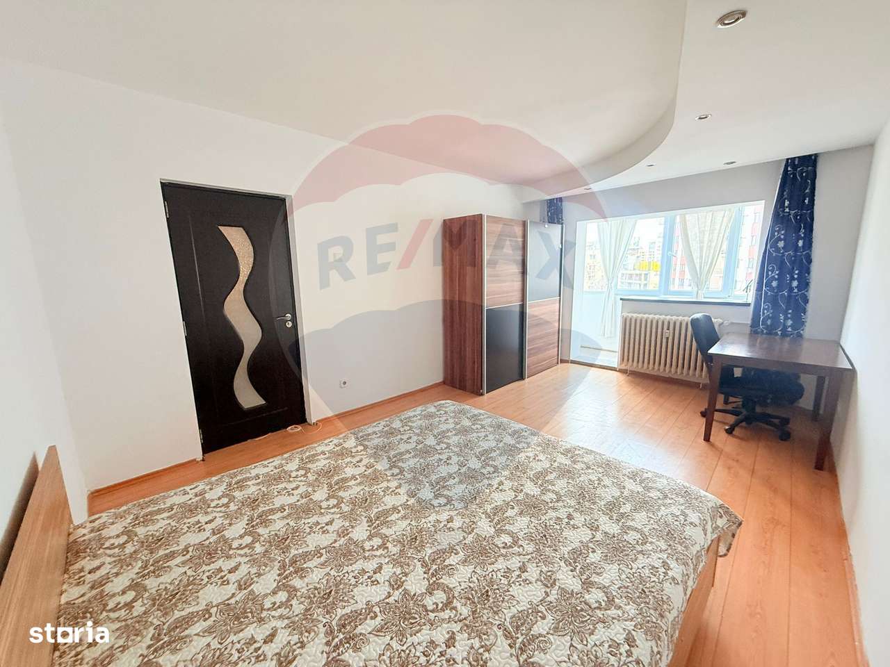Garsoniera spatiu de vanzare | Locatie excelenta | Lujeri