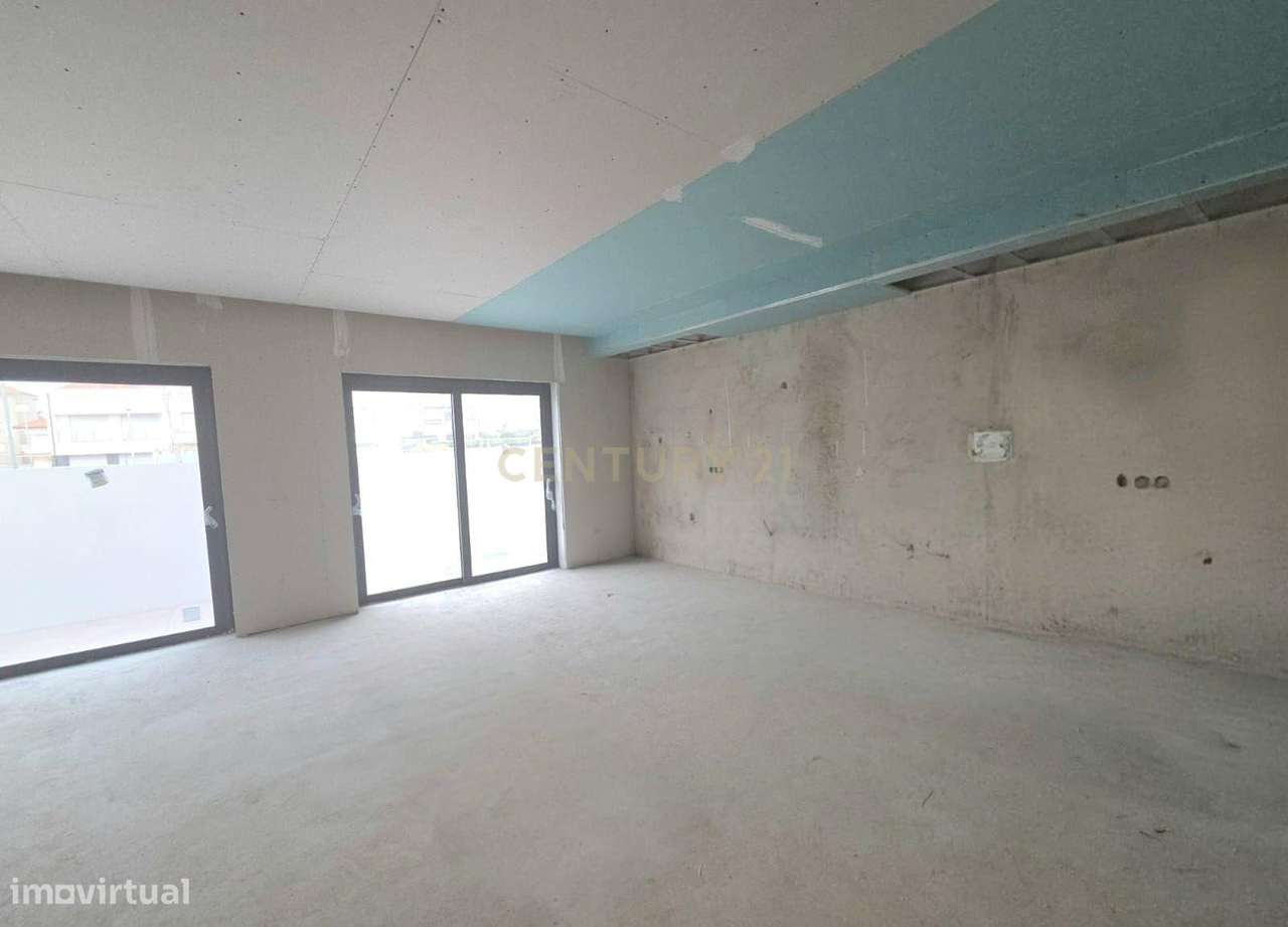 Moradia com Três Quartos em Construção na Póvoa de Varzim - Grande imagem: 4/38
