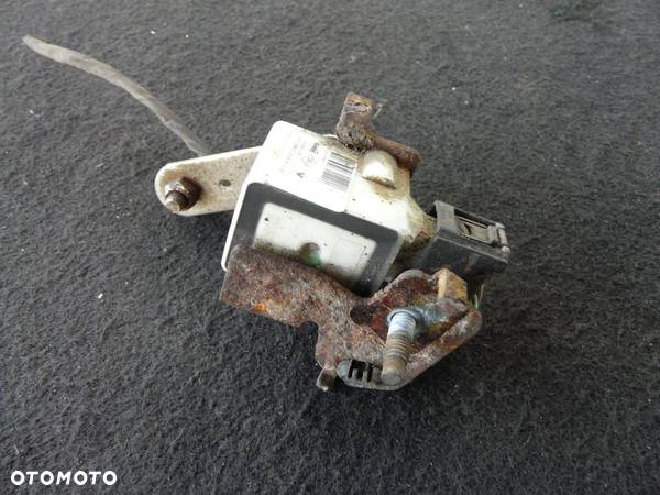 Czujnik poziomowania xenon lamp 538210005r Renault Laguna 3 - 1