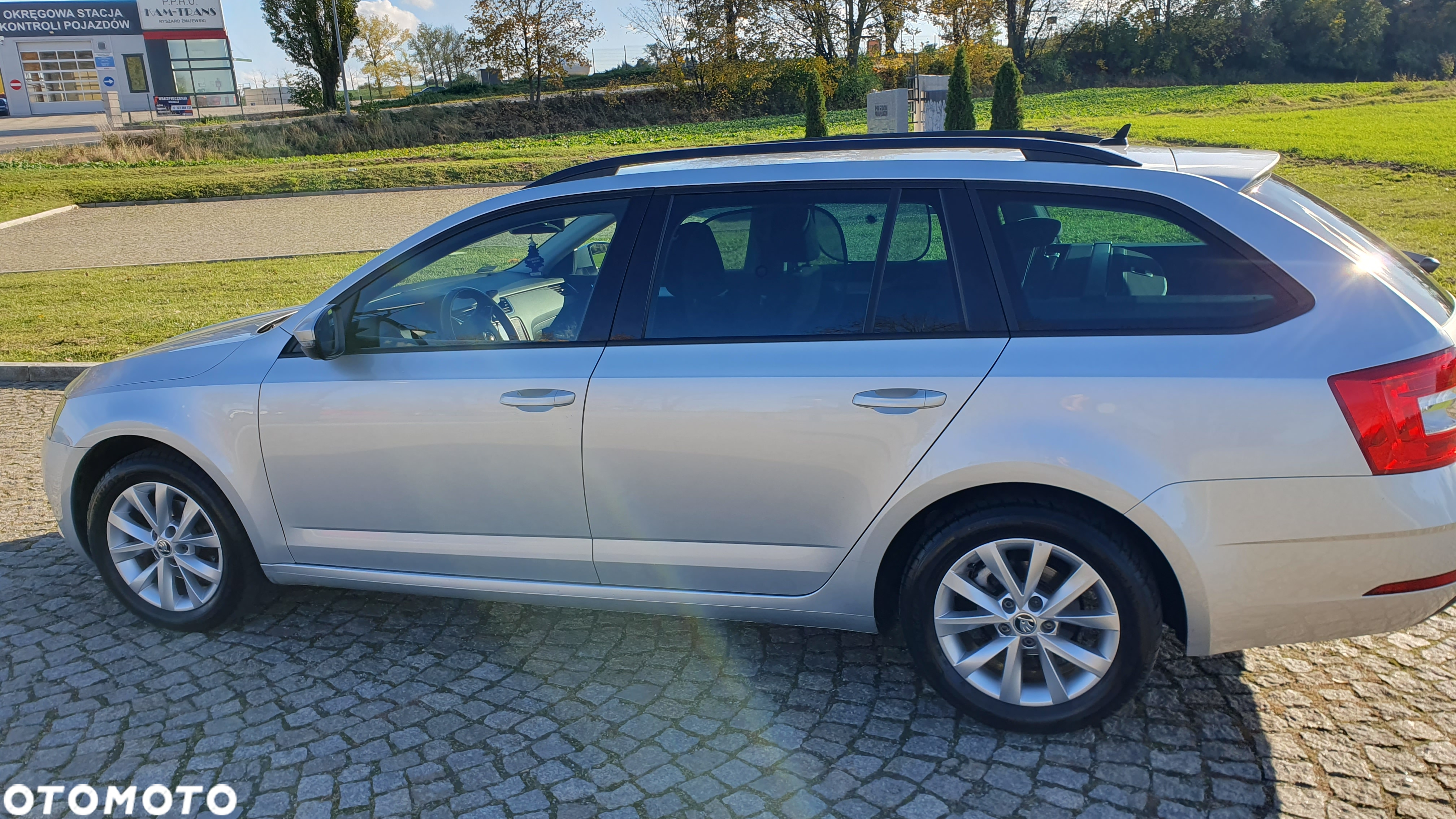 Skoda Octavia 1.6 TDI Business - 6