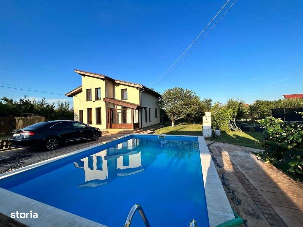 Casă spațioasă cu piscină, de vânzare în Simeria - Imagine principală: 5/20