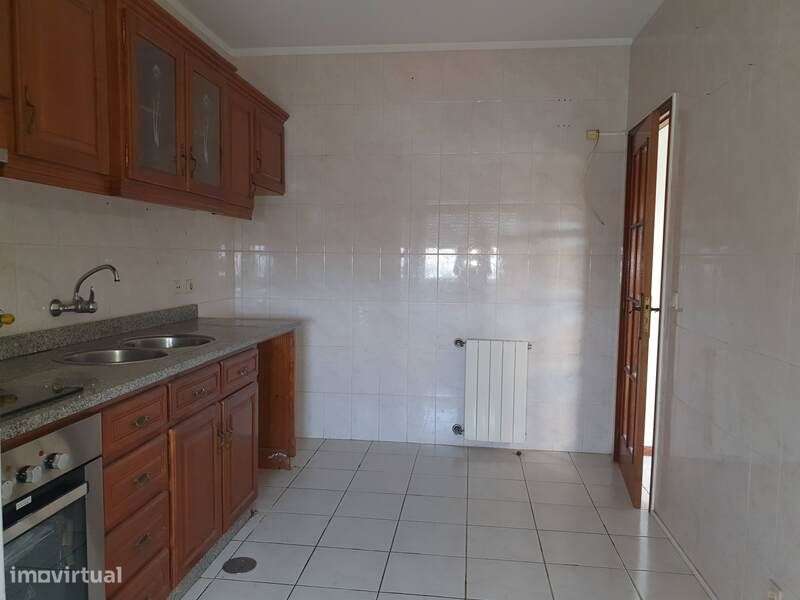 Apartamento T3 familiar em Oliveira do Douro - Grande imagem: 5/15