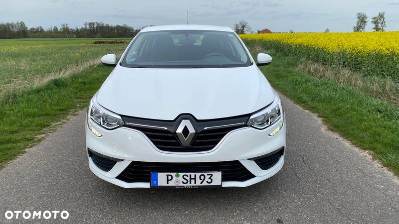 Renault Megane 1.2 Energy TCe Life - 9