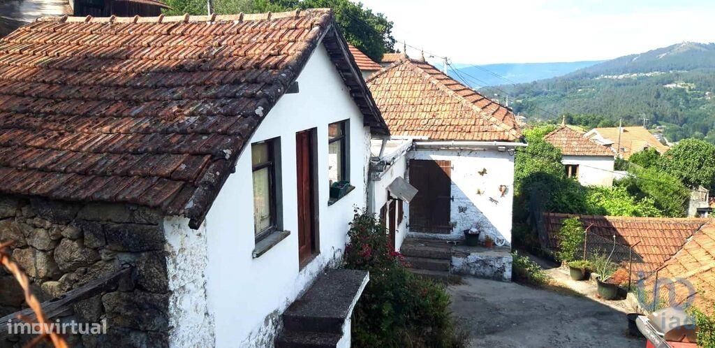 Casa de aldeia T2 em Viana do Castelo de 172,00 m2
