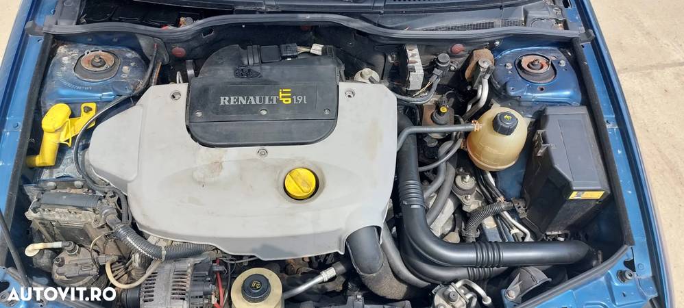 Dezmembrari Renault Megane 1 Sedan 1,9DTi - 5