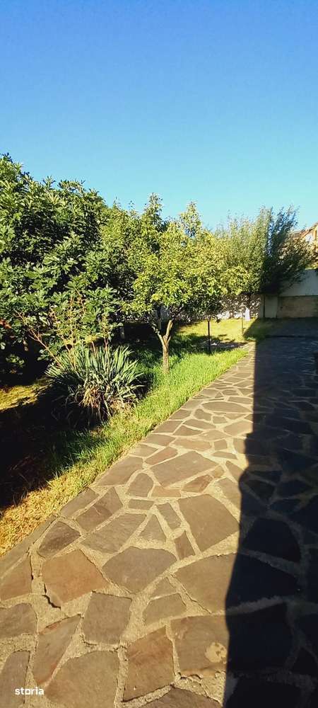 Oferta! Casa deosebita, 10 arii teren, Centru Zalău. - Imagine principală: 4/20