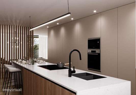 Fantástica Moradia 2 Pisos T3-8