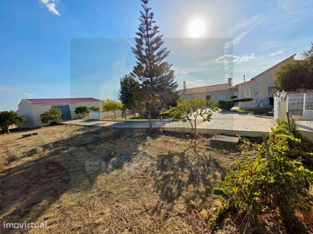 Moradia T5 Casével, Santarém-3