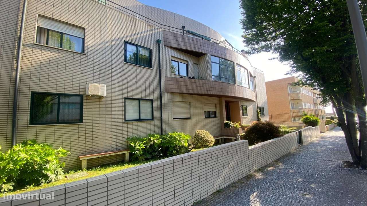 ARRENDADO! Apartamento T1 com Garagem na Avª de Francelos, Valadares - Grande imagem: 5/7