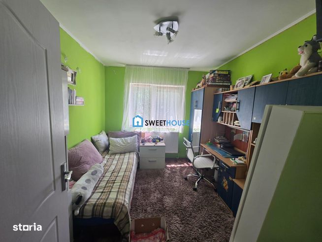 Apartament cu 3 camere  etajul 1 de vanzare in Fagaras-7