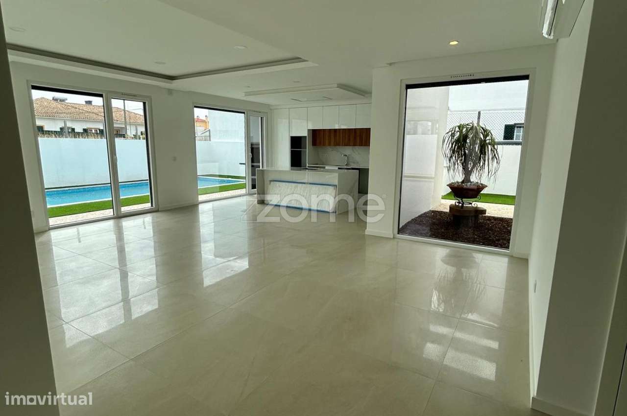 Moradia T4 Térrea em lote de 527m2 - Azeitão - Grande imagem: 5/43