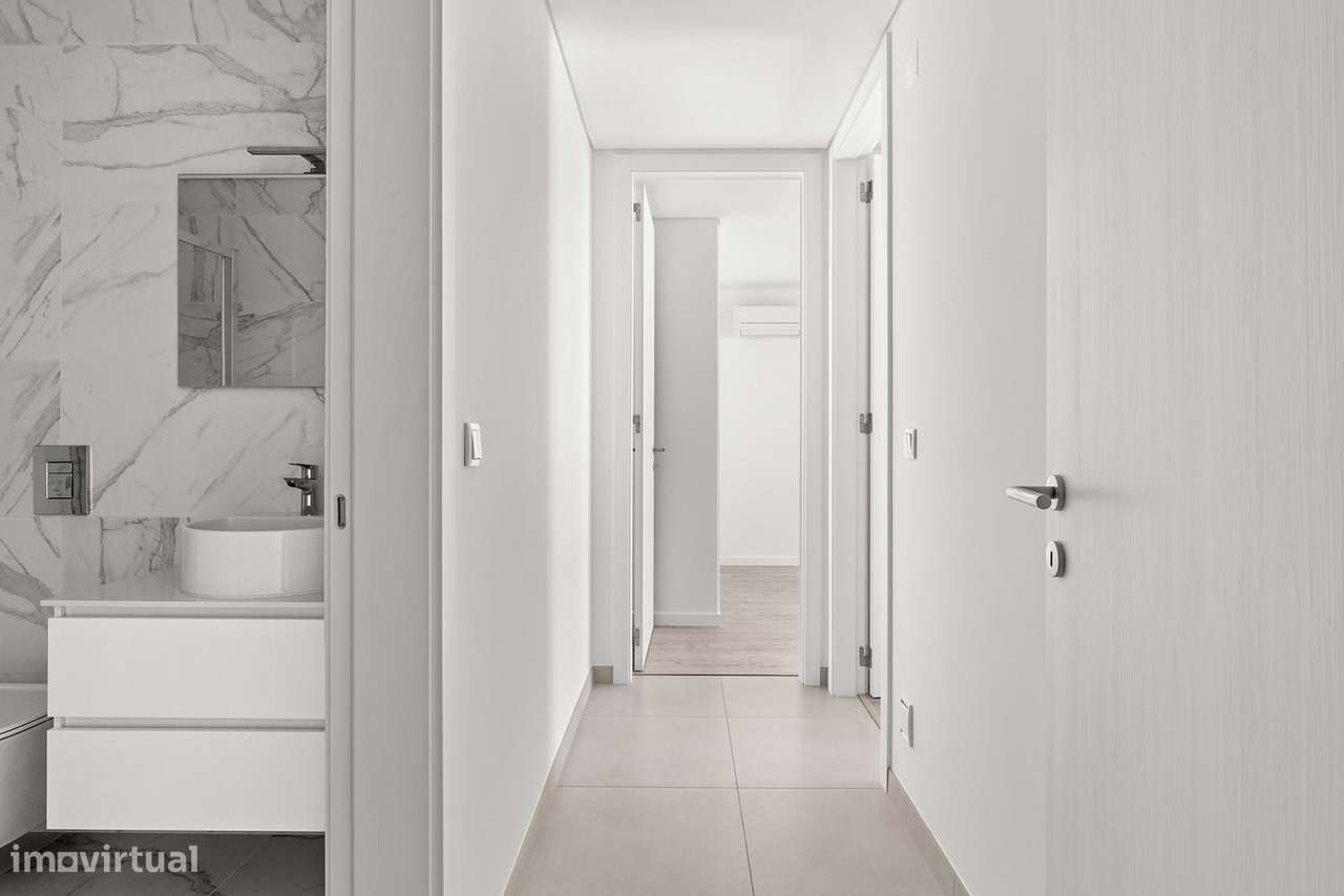 Apartamento T3 de luxo, NOVO, praia, vista mar, piscina!-13