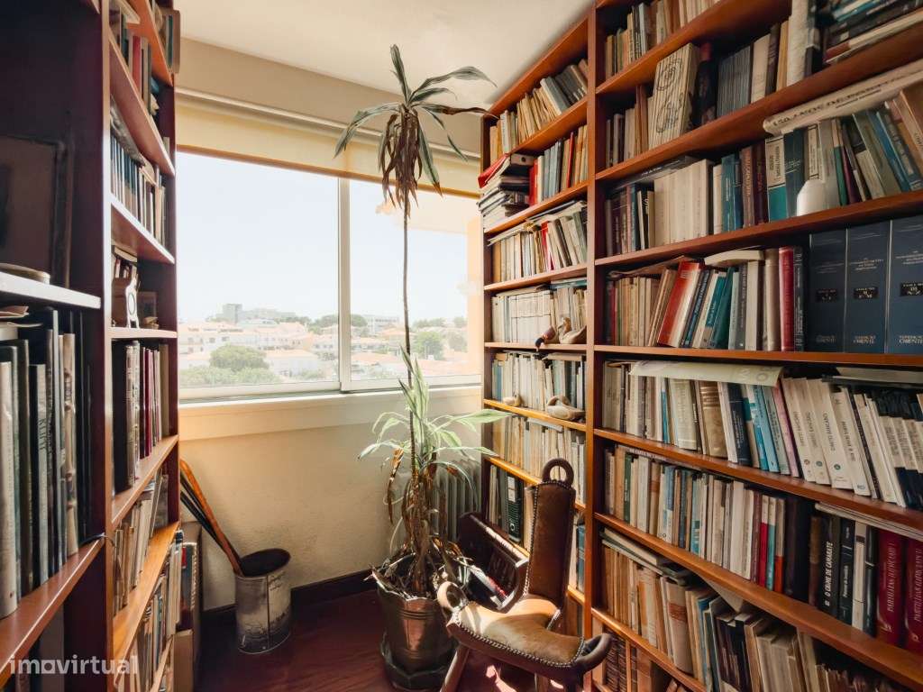Apartamento T2 em Cascais com Vista para a Baía-21