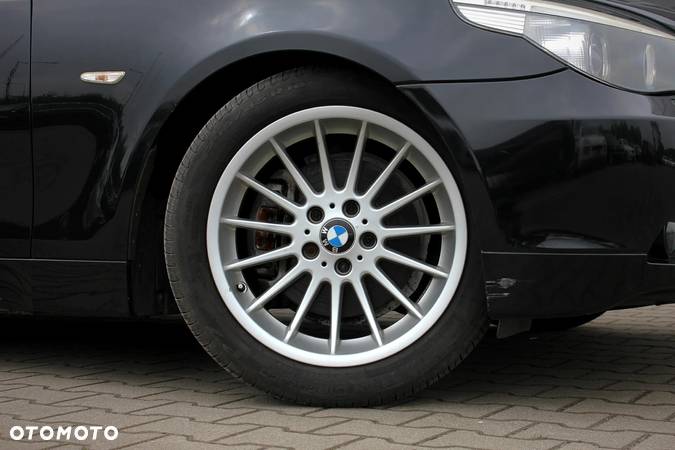 BMW Seria 5 - 12