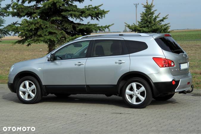 Nissan Qashqai+2 2.0 dCi 4x4 Tekna Premium - 5