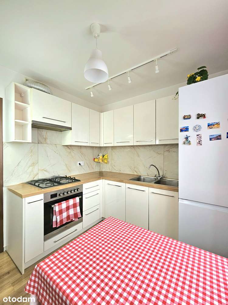 3-pokojowe mieszkanie w stanie do wejścia-8